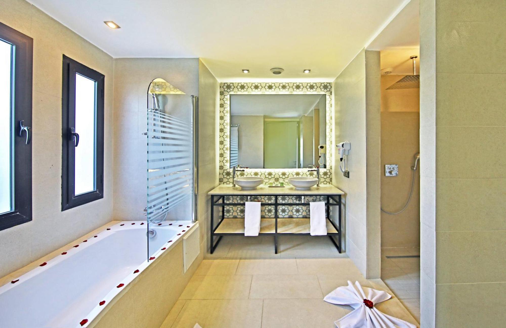 מלון Lahebichate Kenzi Club Agdal Medina מראה חיצוני תמונה Bathroom