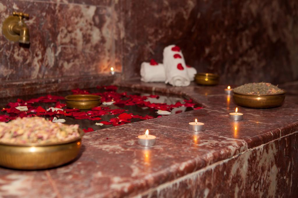 מלון Lahebichate Kenzi Club Agdal Medina מראה חיצוני תמונה A hammam in Istanbul